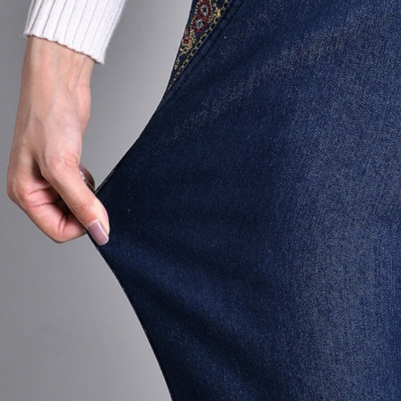 Damen Jeans gerade geschnitten mit geraffter Bundpartie