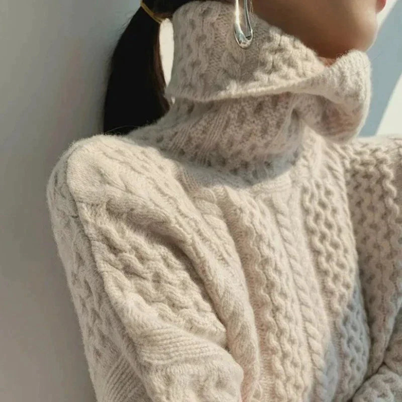 Damen Strickpullover mit Zopfmuster und weitem Rollkragen - Beige